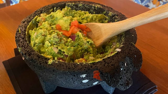 Family Size Guacamole.